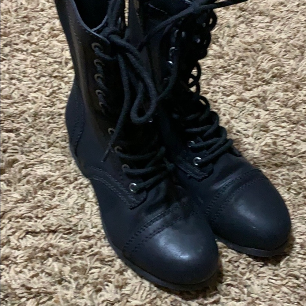 Ankle boots